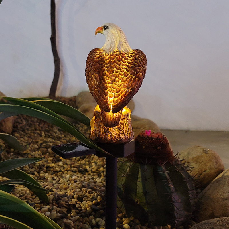 Solar Resin Eagle Lawn Lamp, O - Smart Garden Ornaments recension och pris